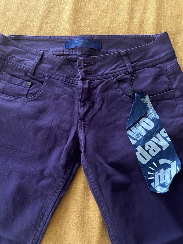 Pantalones ITD Morados - Talla 38, nuevos