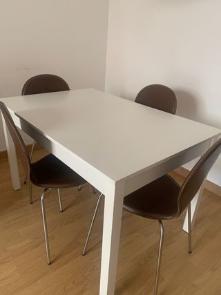 Mesa comedor blanca