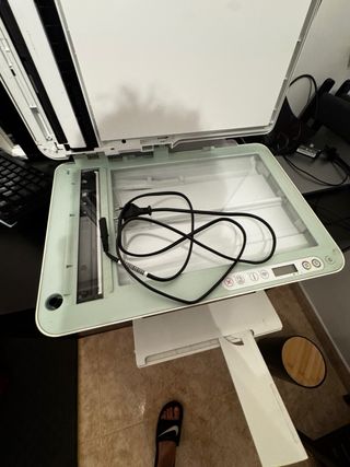 Impresora y Escáner HP DeskJet 4122e