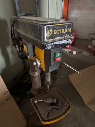 Taladro de banco ECTRAM