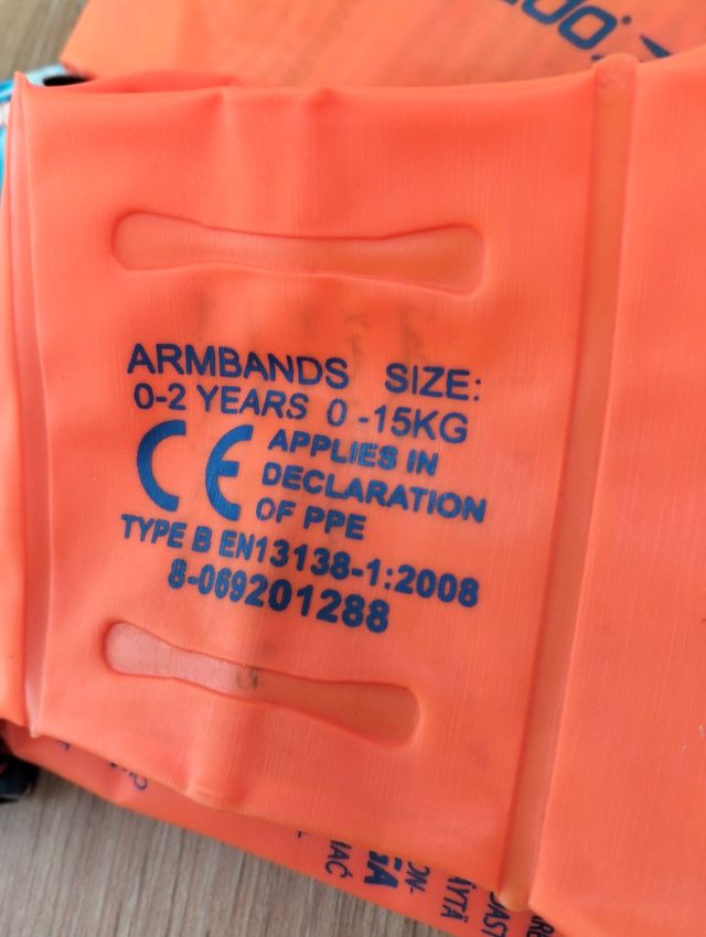 Flotador Spiderman + Manguitos Speedo