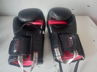 Guantes de boxeo Decathlon.