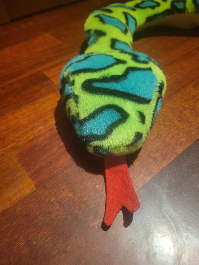 Serpiente peluche gigante 80cm