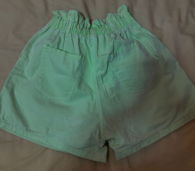 Shorts verdi estivi