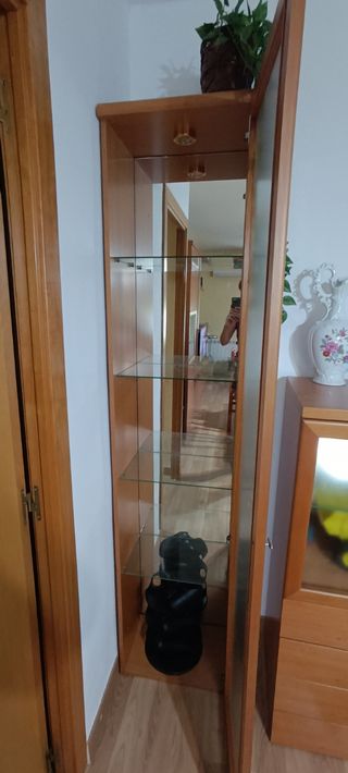 Vitrina madera - Estantería cristal

