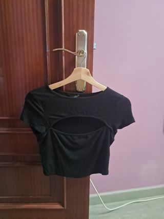 Top negro c/escote - Talla única