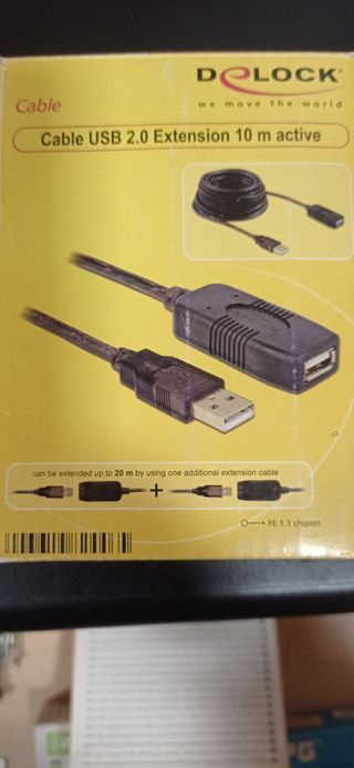 Lote de informatica, en sus cajas