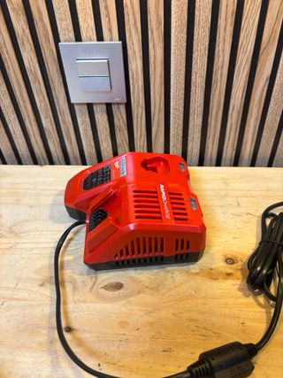 Cargador Milwaukee M12-18FC