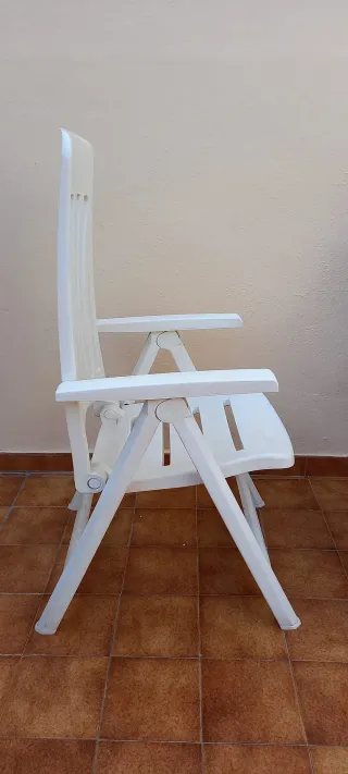 Silla reclinable y plegable