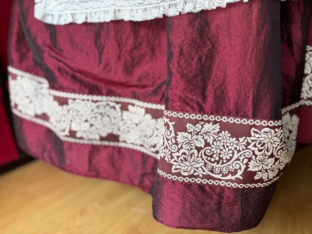 corpiño estilo huertana l’ antiga y falda