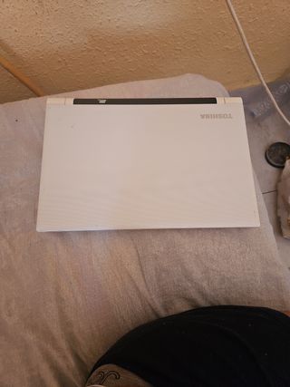 Portátil  i5. 4gb ram 320 disco duro