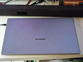 Portátil Medion Akoya i5-1135G7