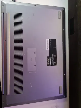 Portátil Medion Akoya i5-1135G7