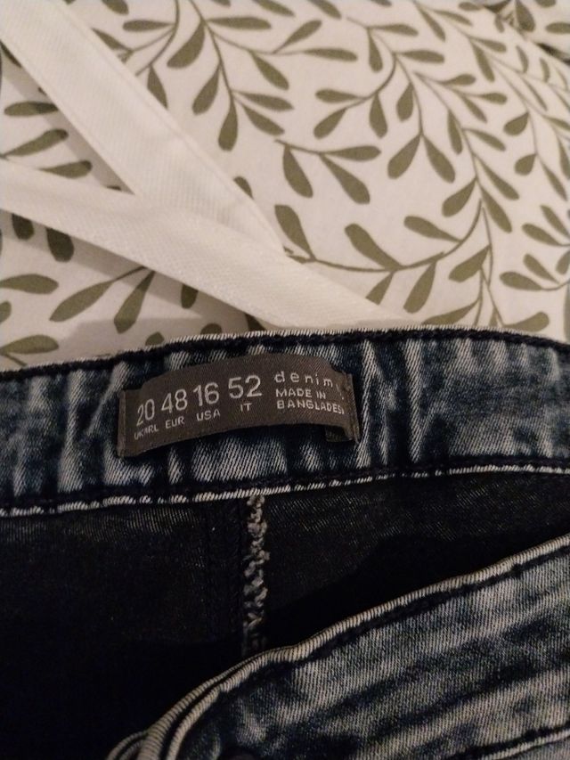 Vaqueros desgastados - Talla 52 EU 48