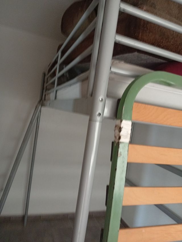 Mueble auxiliar con ruedas espejo y litera 