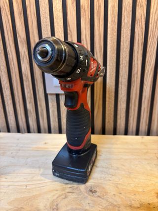 Taladro Milwaukee M12 BPD