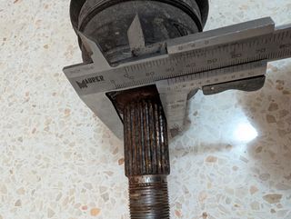 Transmisión/ Palier delantero izq  Fiat Grande P.