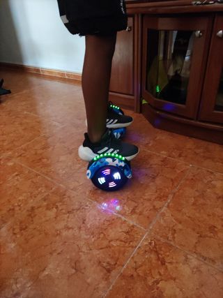 Hoverboard con luces y bluetooth. 
