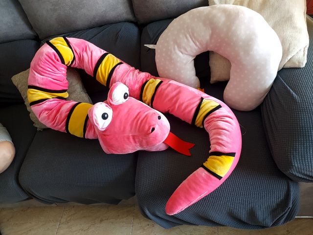 Serpiente peluche gigante