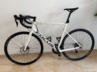 Focus Izalco Max Di2 - XL 58cm 2021 - Ruedas Alu