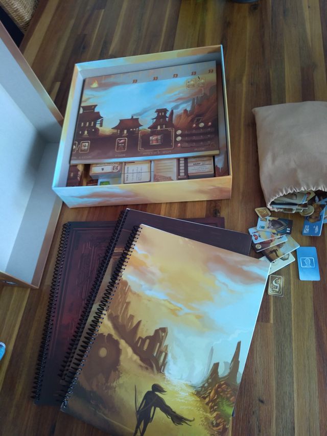 Near and Far juego de mesa (Inglés!)