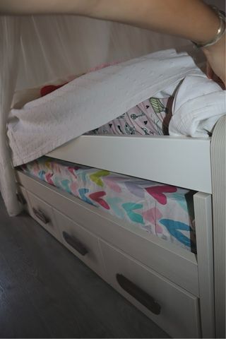 Cama nido blanca con cajones