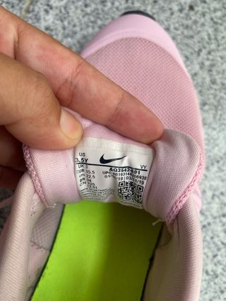 Zapatillas Nike running rosa - 35.5