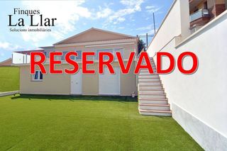 Chalet en venta en Sant Vicenç dels Horts