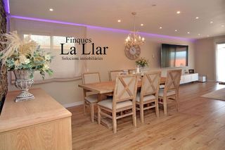 Chalet en venta en Sant Vicenç dels Horts