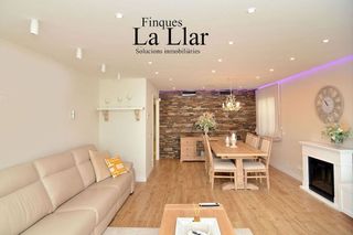 Chalet en venta en Sant Vicenç dels Horts
