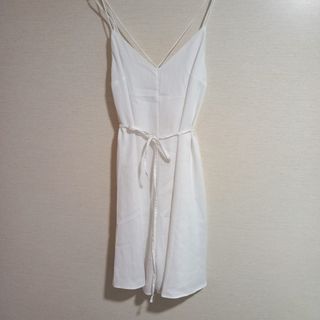 Mono blanco tirantes