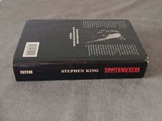 Tommyknockers de Stephen King.