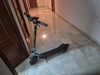 Patinete eléctrico Bongo Series 4 casi nuevo