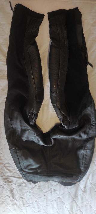 Mono piel moto mujer