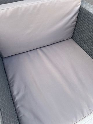Conjunto jardín - Sofá rinconera  Urge venta