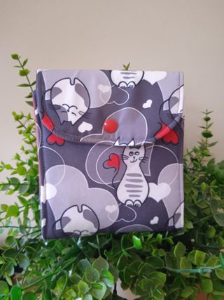 Estuche hig. femenina - gatos