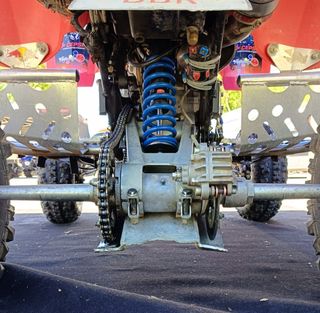 POLARIS PREDATOR 500 MAMBATEC no ÖHLINS TFX ELKA 