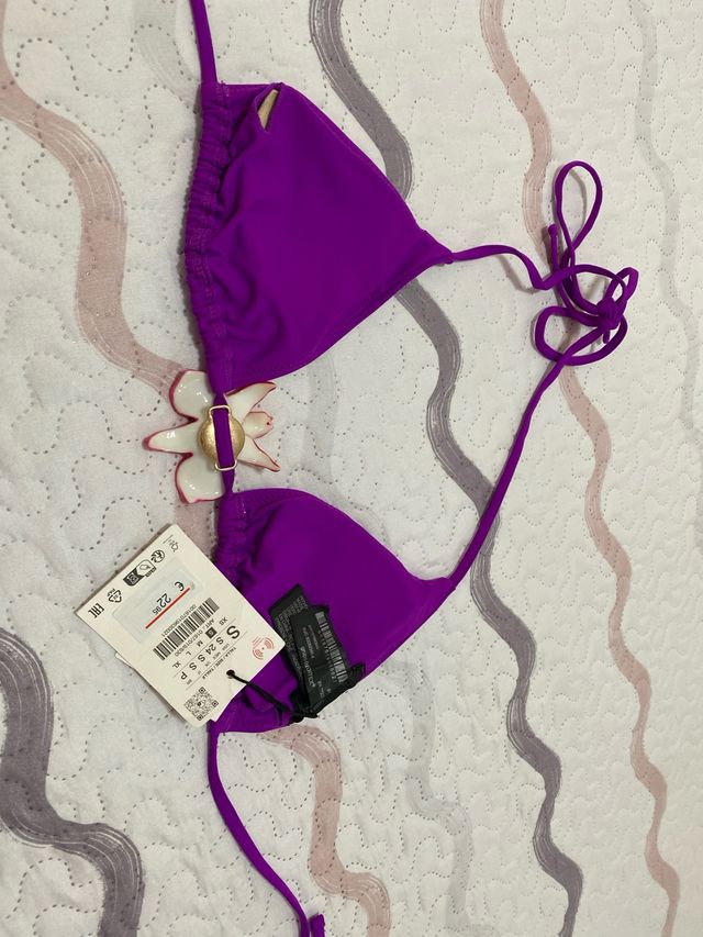 Top bikini Zara morado talla S