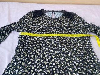 Blusa negra floral 