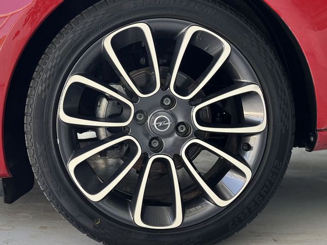 Opel Adam 1.4 Gasolina 87 CV