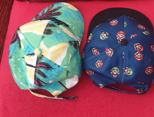 Lote 2 Gorras Nike & Super Mario