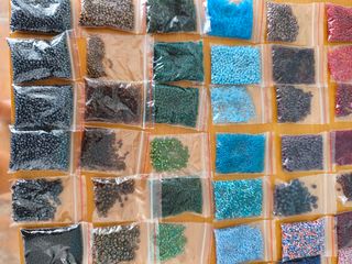 Abalorios:  bolsitas surtidas