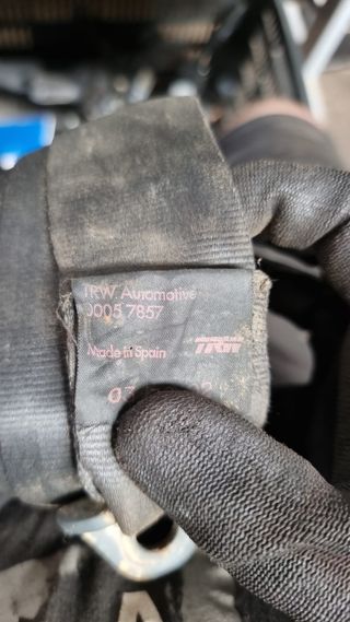 CINTURON TRASERO IZQUIERO PEUGEOT PARTNER 1999