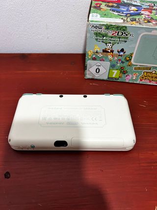 New Nintendo 2DS XL Animal Crossing 