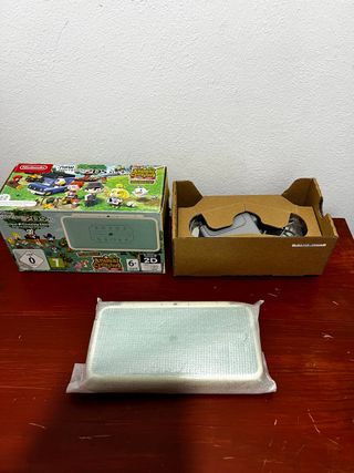 New Nintendo 2DS XL Animal Crossing 