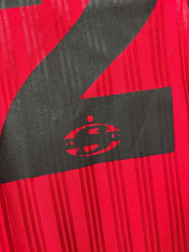 Camiseta Adidas Vintage Roja - L Manga Larga