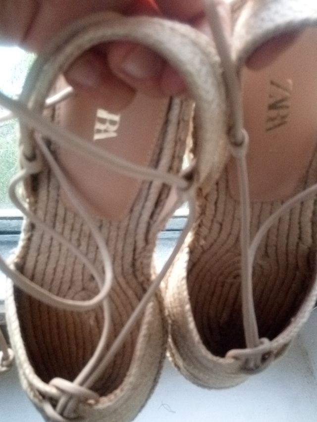 Sandalias Zara Talla 40 +  DESCUENTO + REGALO