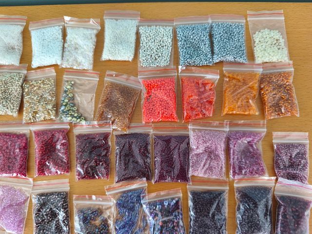 Cuentas de colores surtidas abalorios rocallas