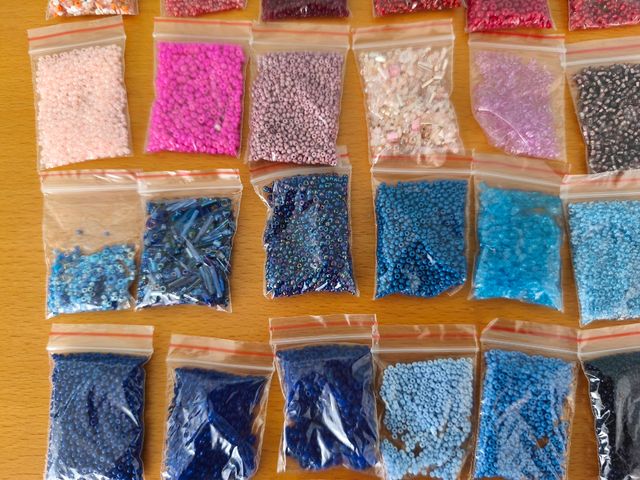 Cuentas de colores surtidas abalorios rocallas