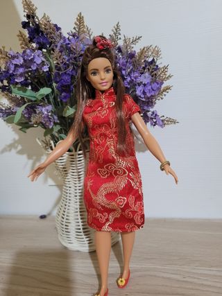 Muñeca Barbie curvy